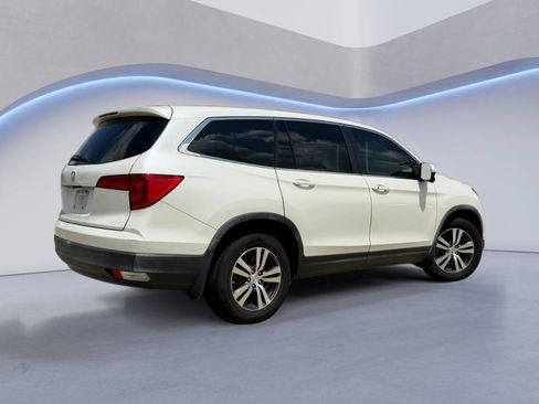Used 2017 Honda Pilot EX-L image 6