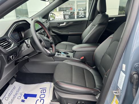 Used 2026 Ford Escape ST-Line w/ Tech Pack #1 AWD/4WD image 15