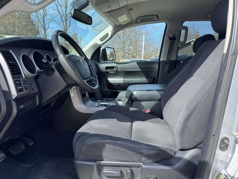 Used 2012 Toyota Tundra 4x4 Double Cab w/ TRD Off-Road Pkg image 13