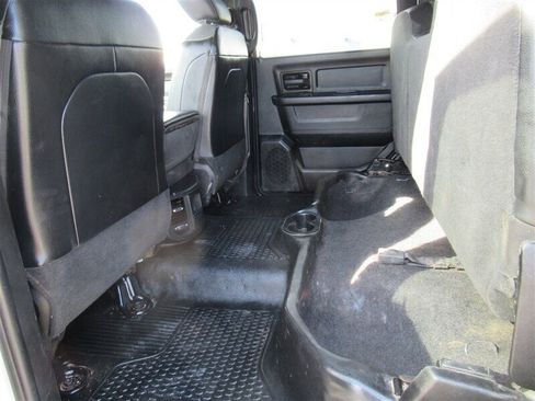 Used 2022 RAM 3500 Tradesman w/ Chrome Appearance Group RWD image 16