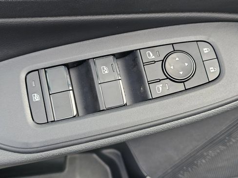 New 2026 Nissan Sentra SV w/ Floor Mat Package FWD image 21