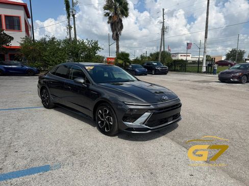 Used 2025 Hyundai Sonata SEL FWD image 3