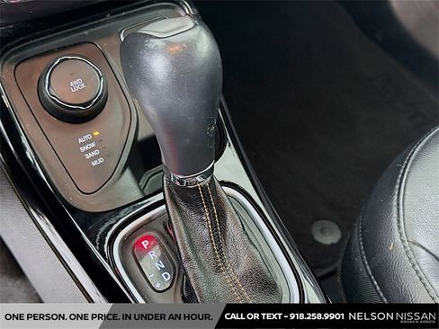 Used 2017 Jeep Compass Limited image 16