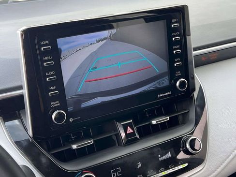 Used 2021 Toyota Corolla SE FWD image 18