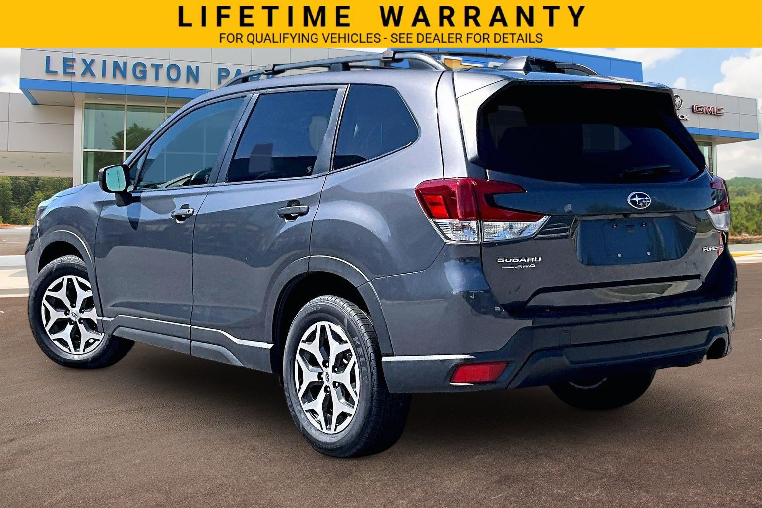 Used 2020 Subaru Forester Premium w/ Popular Package #1 AWD/4WD image 2