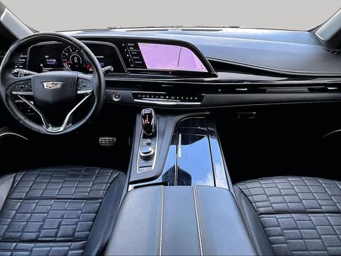 Used 2024 Cadillac Escalade ESV V w/ LPO, ONYX Package AWD/4WD image 14