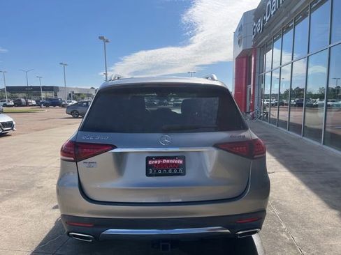 Used 2020 Mercedes-Benz GLE 350 4MATIC image 3