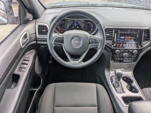 Used 2022 Jeep Grand Cherokee Laredo E RWD image 15