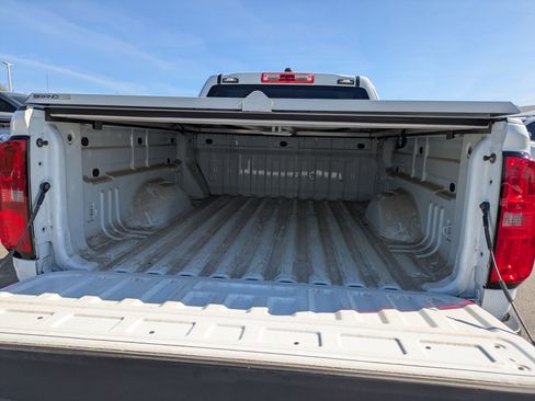 Used 2022 Chevrolet Colorado LT w/ Fleet Safety Package image 23