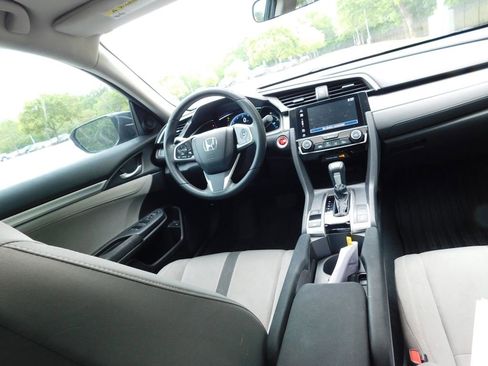 Used 2018 Honda Civic EX image 7