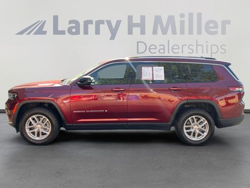 Used 2023 Jeep Grand Cherokee L Laredo AWD/4WD image 2