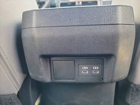 Used 2025 Toyota Tacoma TRD Sport RWD image 17