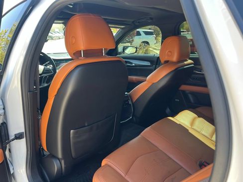 Used 2017 Cadillac CT6 Premium Luxury w/ Comfort Package AWD/4WD image 17