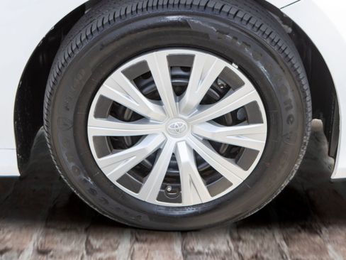 Used 2023 Toyota Camry LE image 36