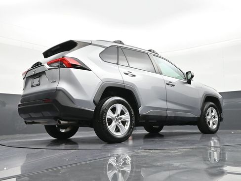 Used 2020 Toyota RAV4 XLE FWD image 24