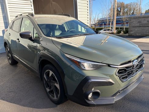 Used 2024 Subaru Crosstrek 2.5i Limited w/ Popular Package #4A image 2