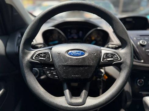 Used 2017 Ford Escape SE FWD image 27