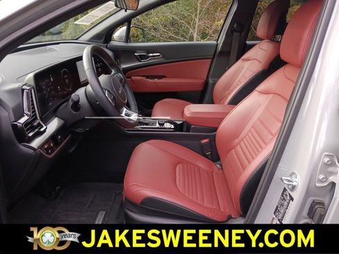 Used 2025 Kia Sportage SX image 12