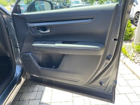 Used 2025 Honda CR-V Sport image 19