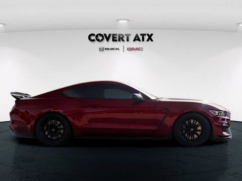 Used 2019 Ford Mustang Shelby GT350 w/ Technology Package image 8
