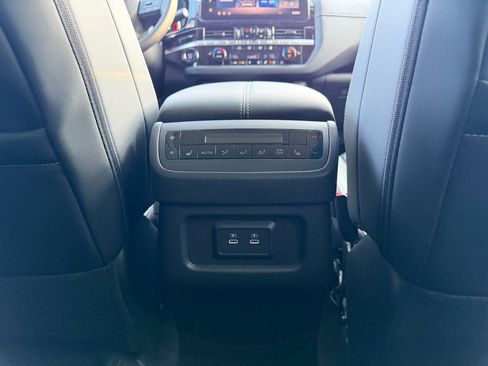 New 2026 Nissan Pathfinder SL image 19