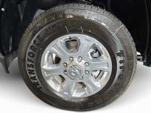 New 2026 RAM 3500 Big Horn AWD/4WD image 11
