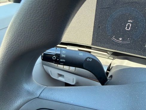 Certified 2025 Hyundai Kona SE AWD/4WD image 29