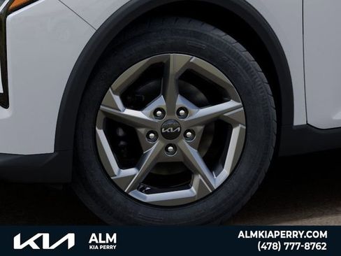 New 2026 Kia K4 LXS FWD image 9