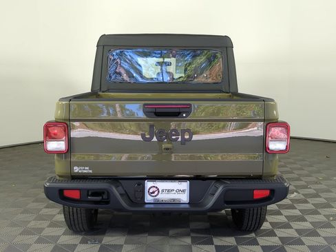 New 2026 Jeep Gladiator Sport AWD/4WD image 6