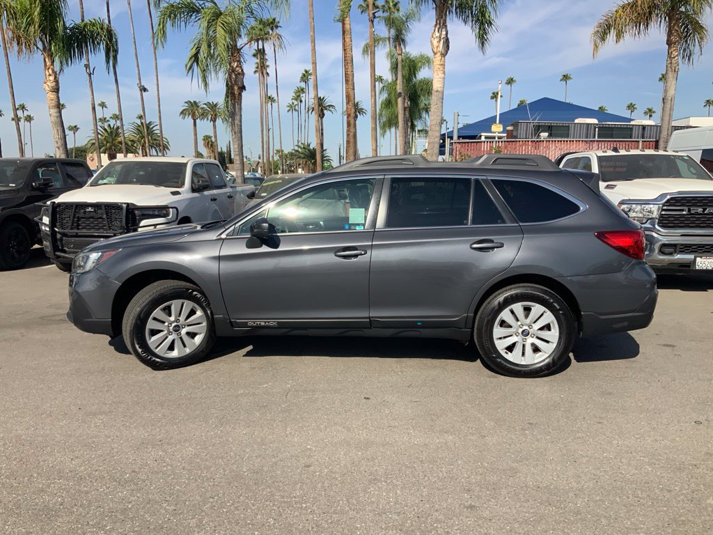 Used 2019 Subaru Outback 2.5i Premium AWD/4WD image 4