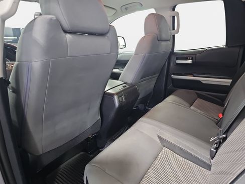 Used 2014 Toyota Tundra SR5 w/ SR5 Upgrade Package RWD image 13