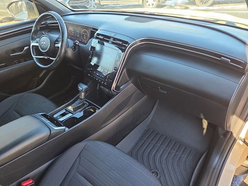 Used 2022 Hyundai Santa Cruz SEL Premium image 14