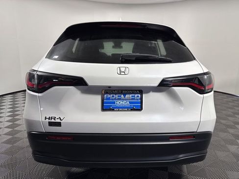 New 2026 Honda HR-V LX image 6