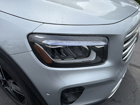 New 2026 Mercedes-Benz GLB 250 image 11