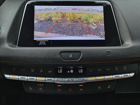 Used 2019 Cadillac XT4 Premium Luxury AWD/4WD image 12