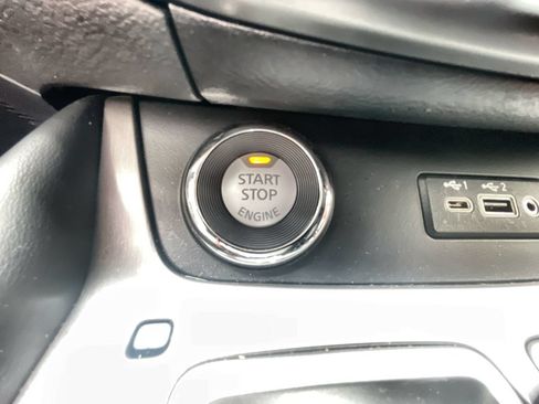 Used 2024 Nissan Murano SV w/ SV Midnight Edition Package FWD image 16