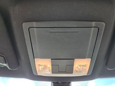 Used 2018 Ford Explorer XLT w/ Equipment Group 202A image 22