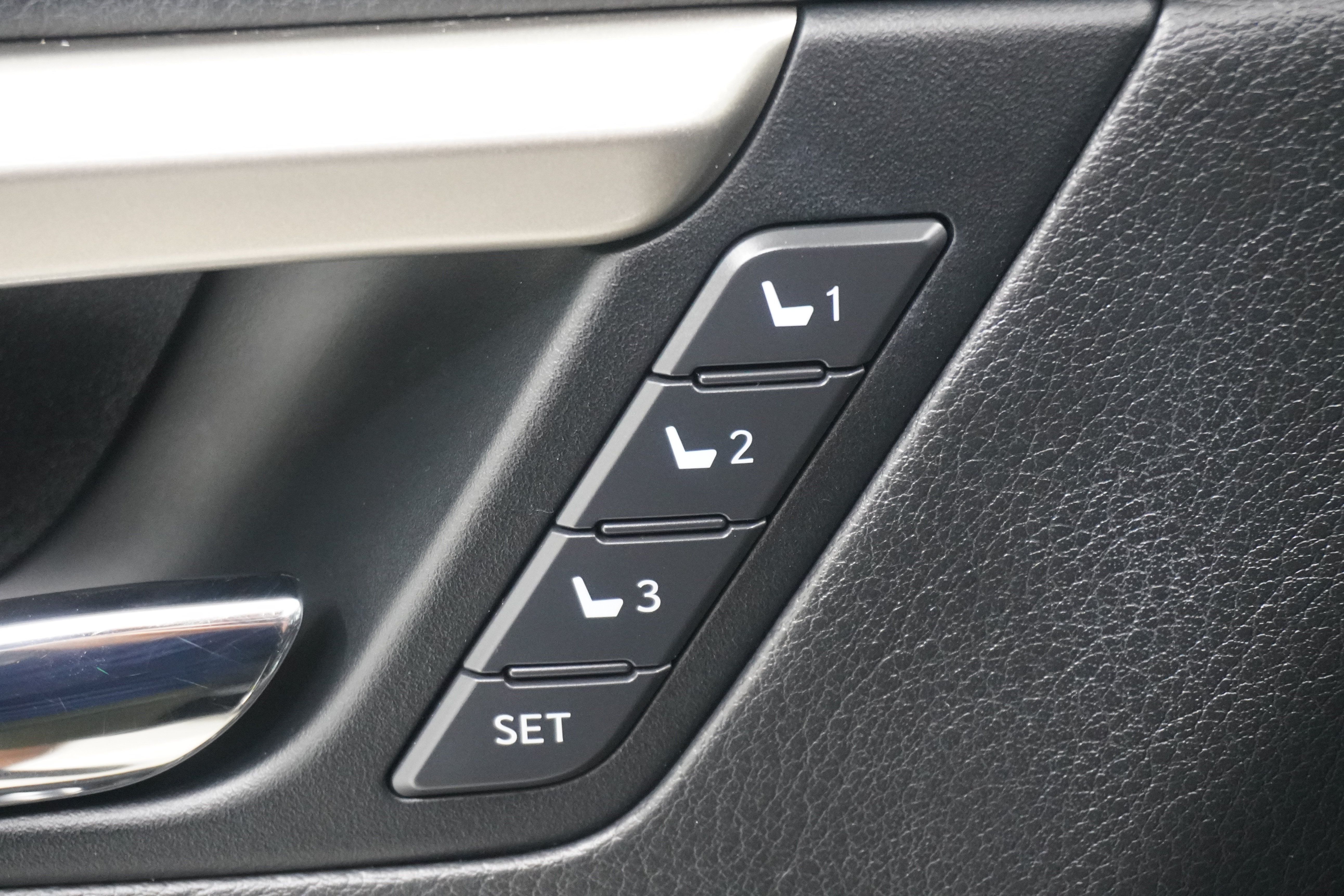 Used 2016 Lexus RX 350 FWD w/ Premium Package image 15