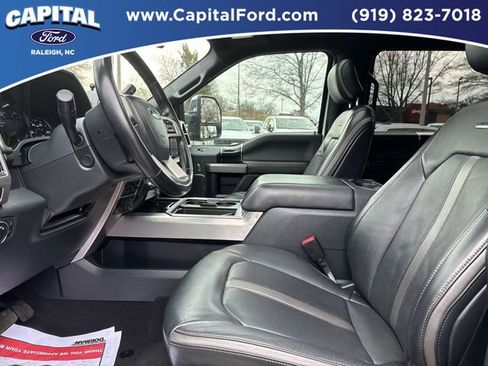 Used 2022 Ford F350 Platinum w/ FX4 Off-Road Package image 18