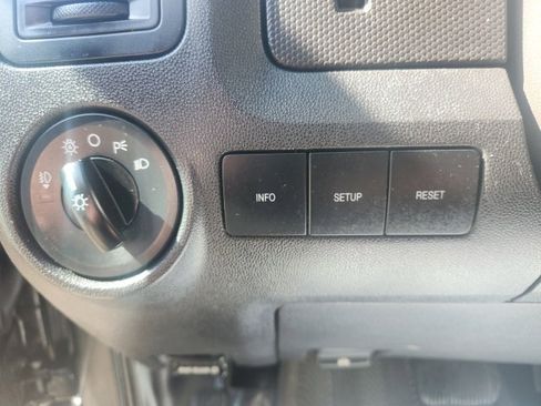 Used 2010 Ford Escape XLT image 20