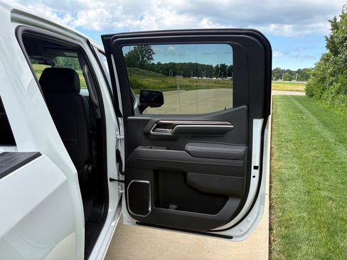 New 2026 Chevrolet Silverado 1500 RST w/ RST All Star Premium Package AWD/4WD image 47