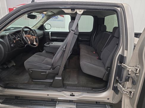 Used 2008 Chevrolet Silverado 1500 LT w/ Texas Edition image 32