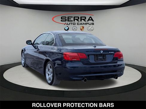 Used 2011 BMW 335i Convertible image 15