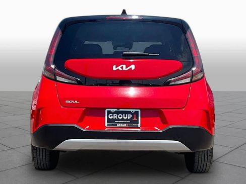 Used 2024 Kia Soul LX w/ Option Group 015 FWD image 5