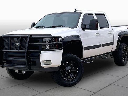 Used 2011 Chevrolet Silverado 1500 LTZ w/ LTZ Plus Package AWD/4WD image 2