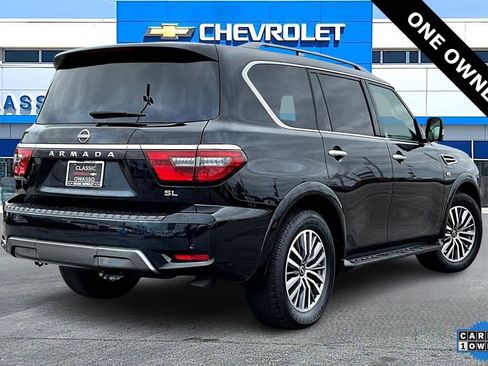 Used 2022 Nissan Armada SL w/ Captain's Chairs Package image 5