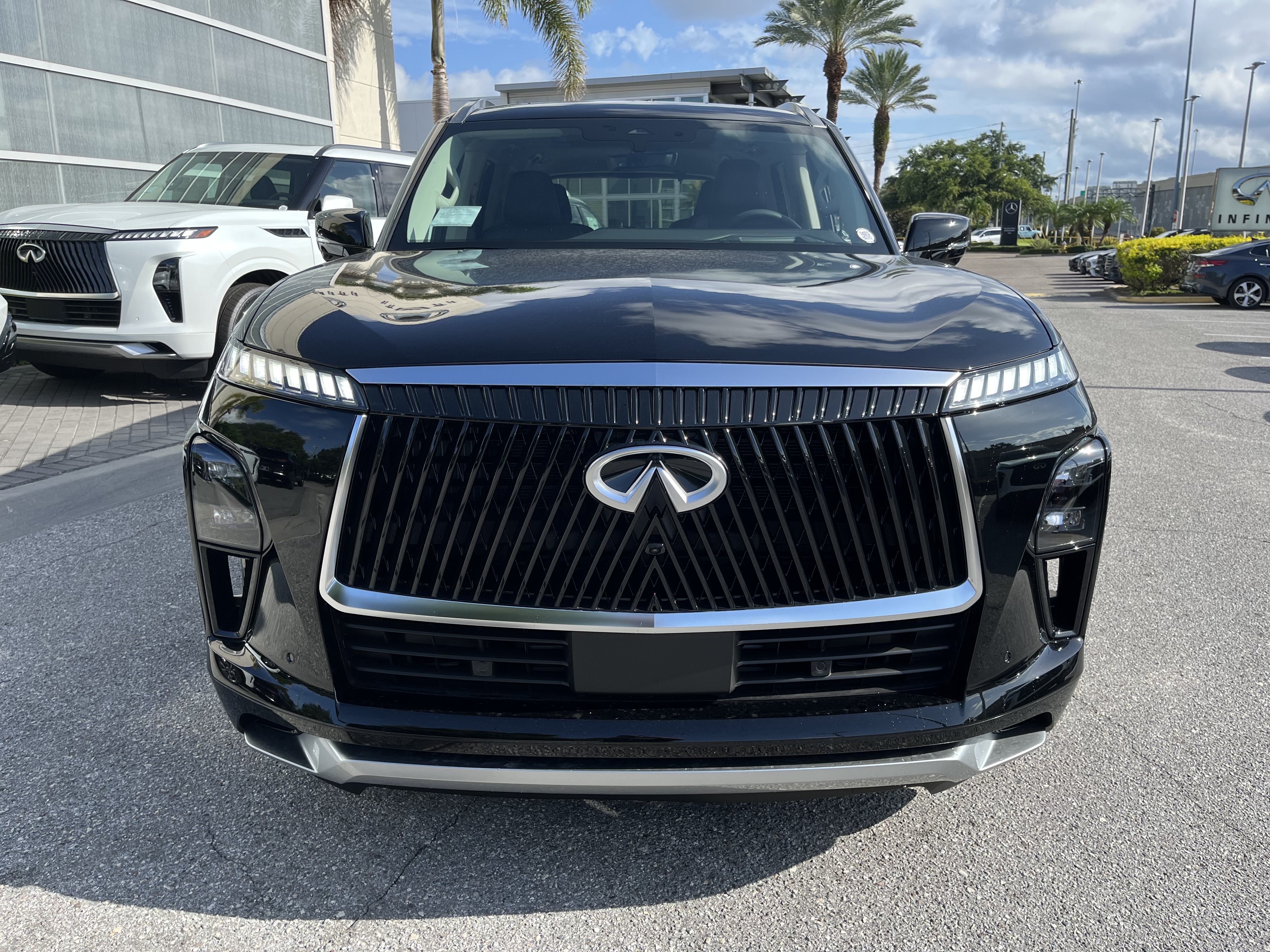 New 2026 INFINITI QX80 Luxe w/ Cargo Package RWD image 9