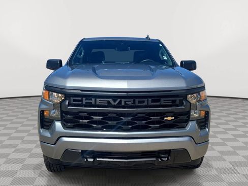 Used 2023 Chevrolet Silverado 1500 Custom AWD/4WD image 2