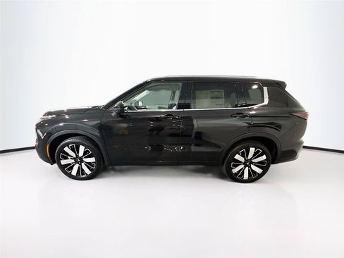 New 2026 Mitsubishi Outlander SEL FWD image 28