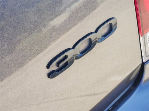 Used 2021 Chrysler 300 Touring w/ Sport Appearance Package image 12